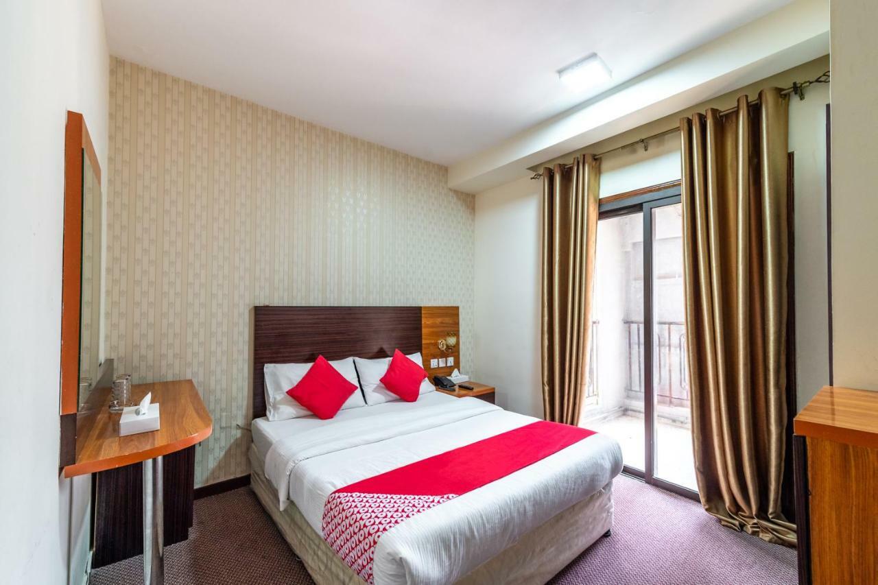 Central Paris Hotel, Baniyas Square 迪拜 外观 照片