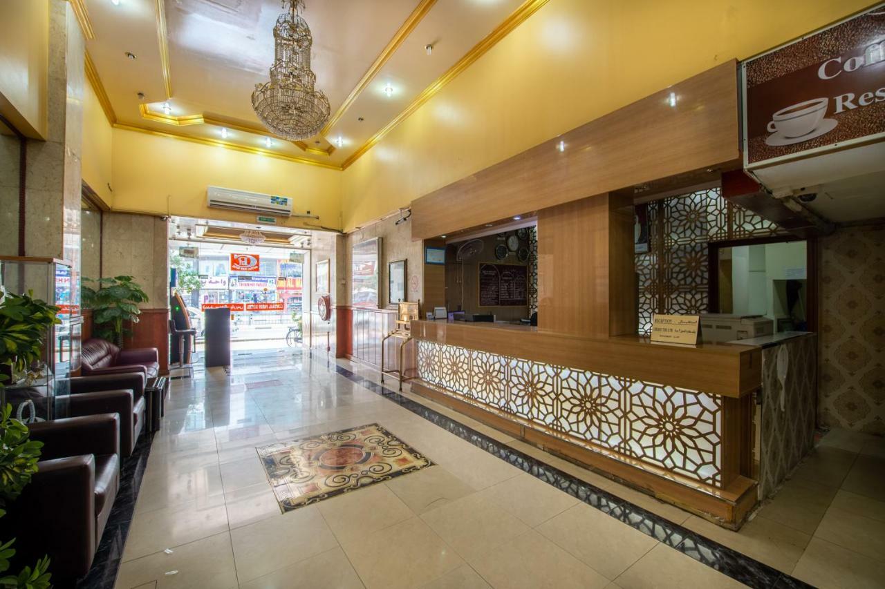 Central Paris Hotel, Baniyas Square 迪拜 外观 照片